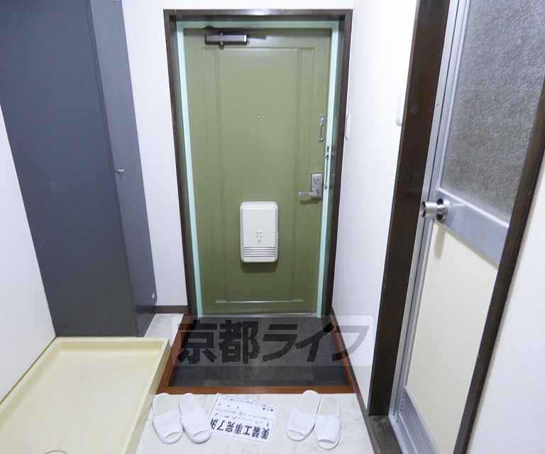 玄関　広い玄関です。