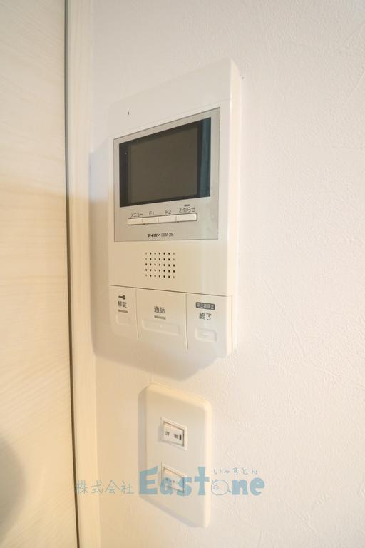 セキュリティ　不審者をブロックするモニターホン