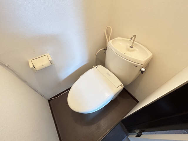 ドエル鳴子のトイレ写真