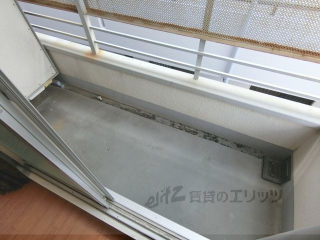 バルコニー　ベランダ