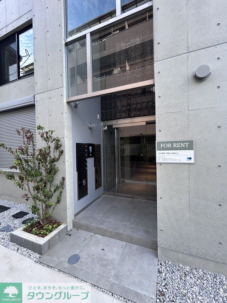 エントランス　エントランス