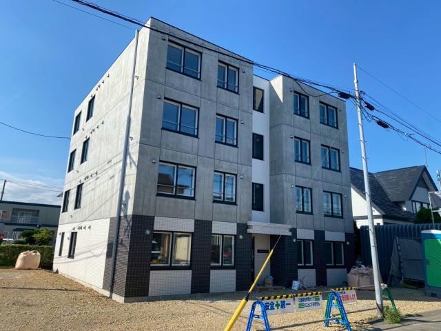 建物外観　建築中