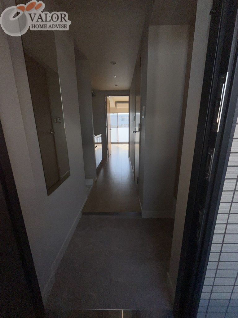 玄関　※同タイプ参考写真