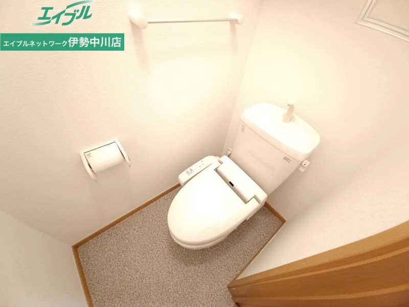 トイレ　反転タイプ参考写真