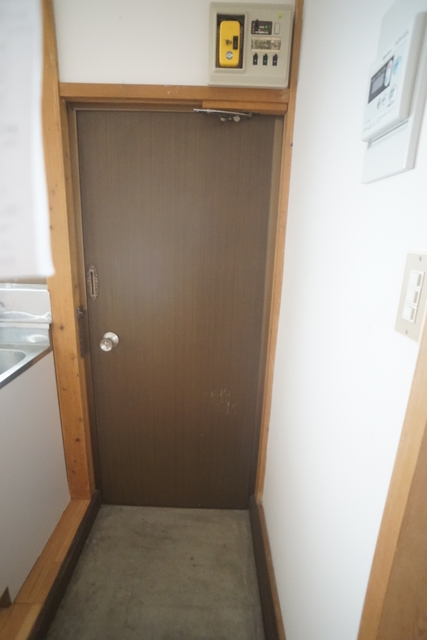 玄関　すっきりシンプルな玄関スペースです！