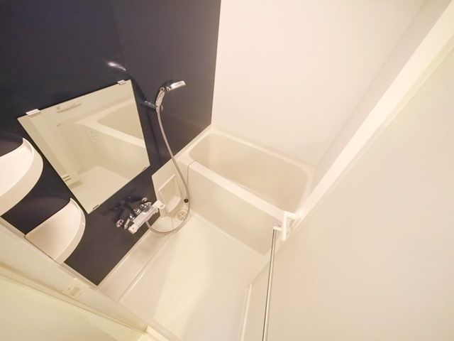 バス・シャワールーム　★綺麗なバスルームです★