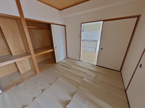 収納　※別号室の写真です