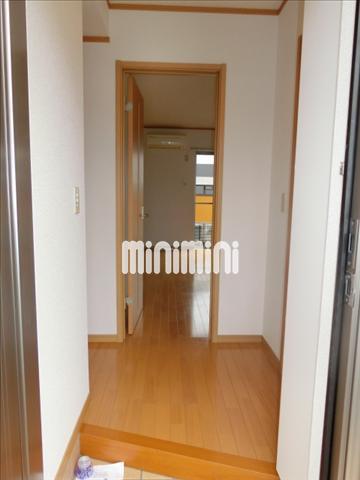 玄関　下駄箱付き玄関