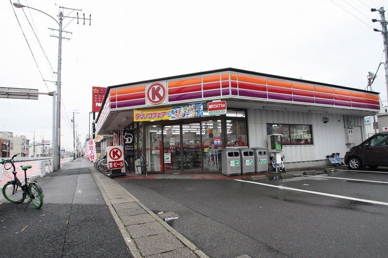 コンビニ　サークルＫ 西春店（コンビニ）まで747m