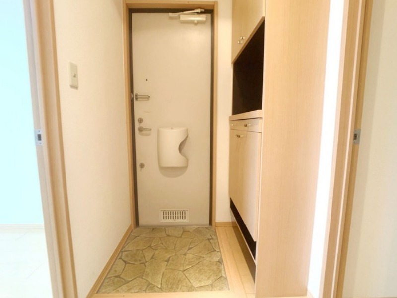 玄関　図面と現状に相違がある場合には現状を優先