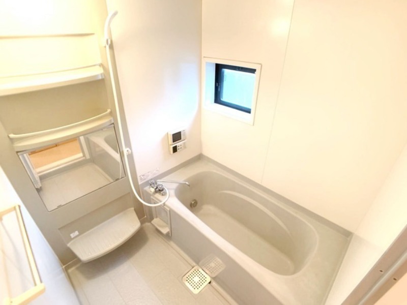 バス・シャワールーム　図面と現状に相違がある場合には現状を優先