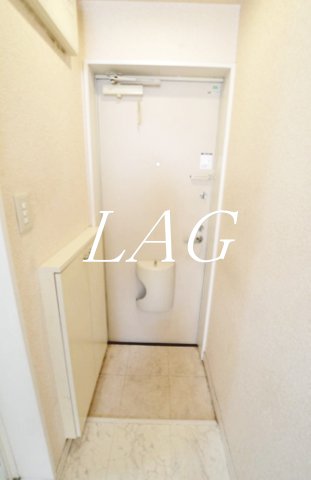 玄関　玄関です。