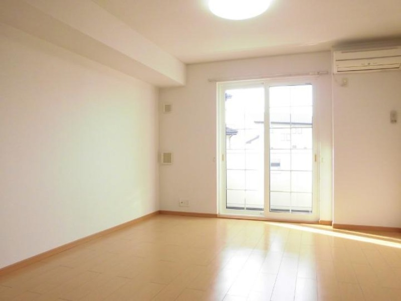 居室・リビング　図面と現状に相違がある場合には現状を優先