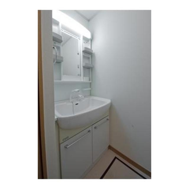 洗面設備　※写真は同タイプ住戸です。