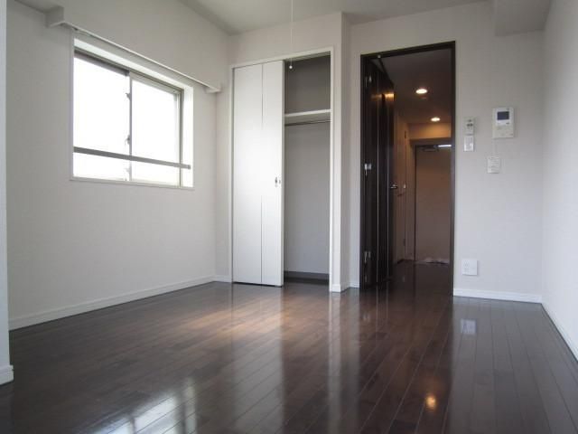 居室・リビング　フローリング