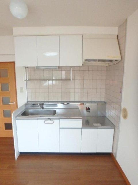 キッチン　2口ガスコンロ設置可