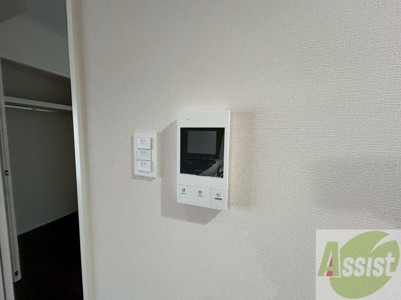 セキュリティ　ＴＶモニター付インターホンです。来客者の顔が見えるので安心！