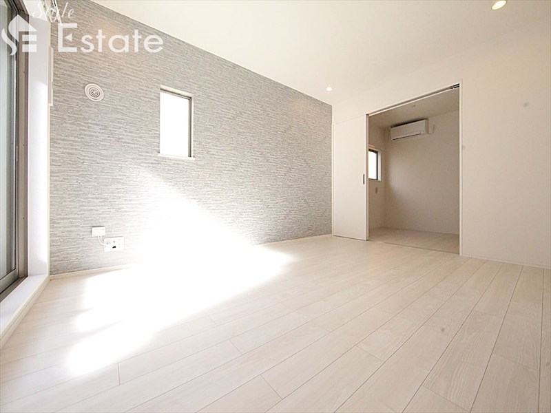 居室・リビング　同仕様写真