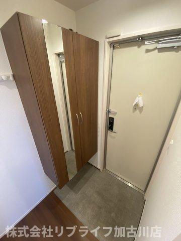 玄関　別の間取りのお部屋です