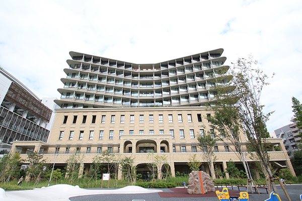 病院　（財）小児愛育協会附属愛育病院（病院）まで534m