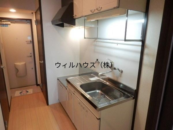 キッチン　二口ガスコンロ置けます