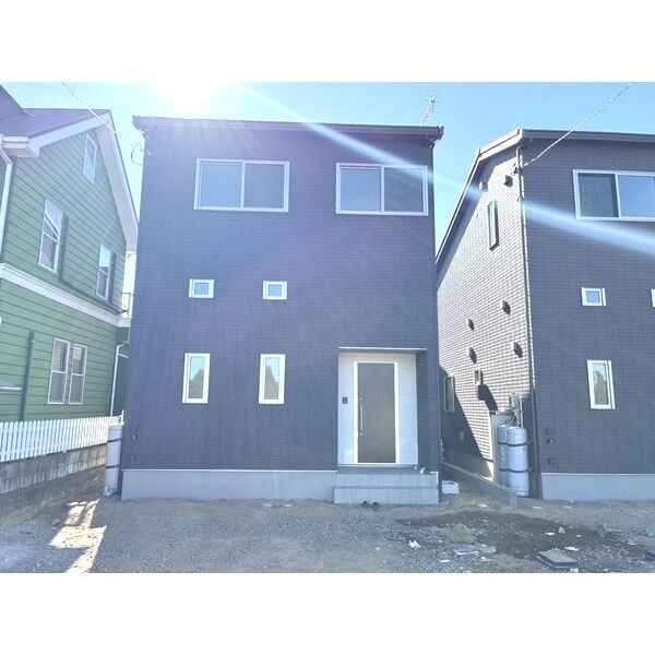 建物外観　建設中