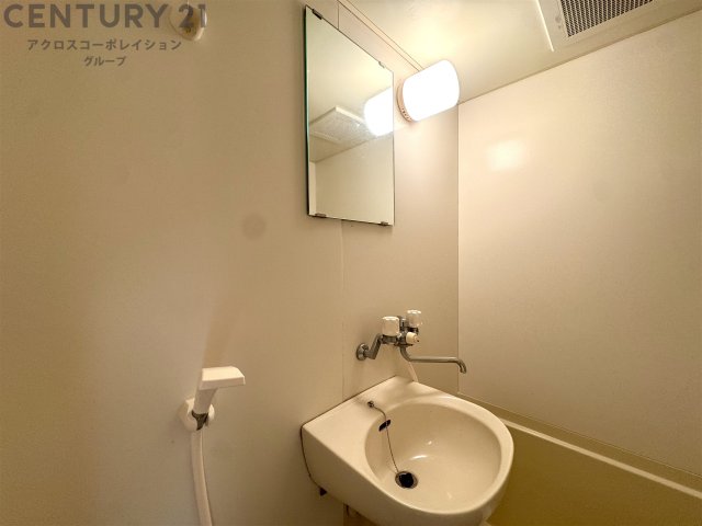 洗面設備　浴室に洗面台があります！