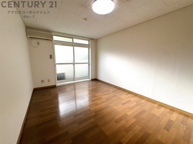 居室・リビング　エアコン付きで初期費用を抑えられます♪