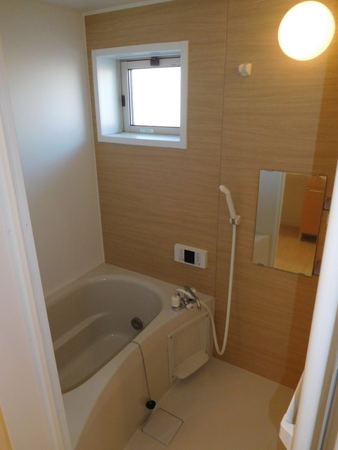 バス・シャワールーム　追焚き付お風呂　シャワー付