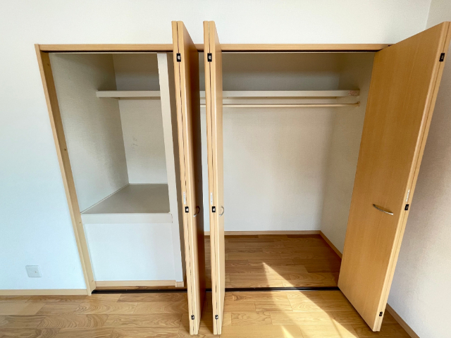 収納　２階東側洋室の収納です