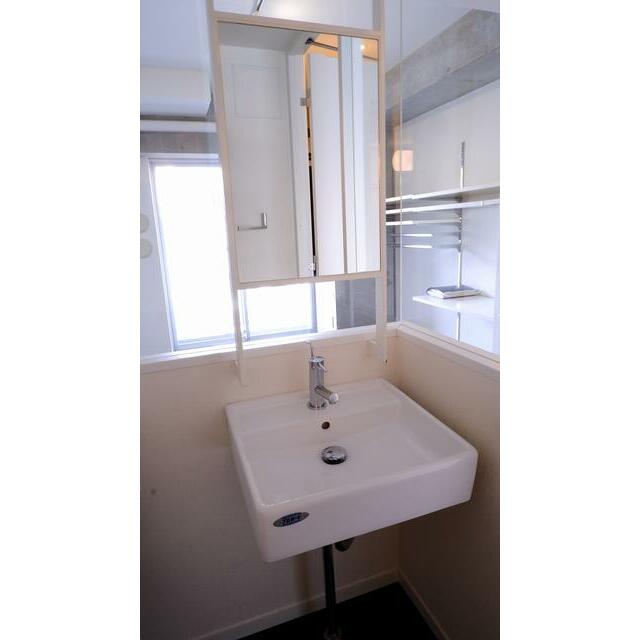 洗面設備　※参考写真