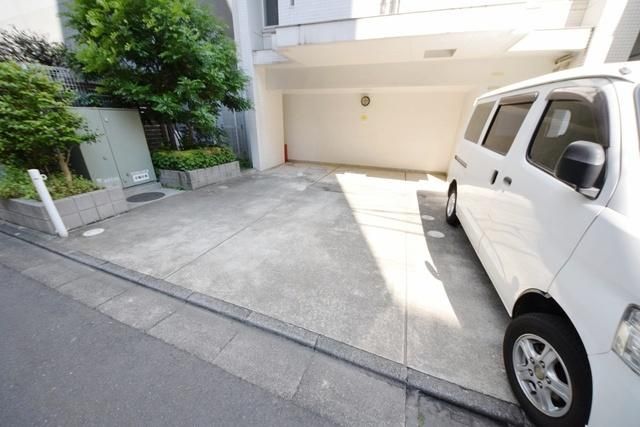 駐車場　★駐車場★