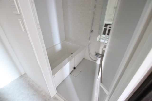 バス・シャワールーム　※別室の参考写真の為、現況優先です。