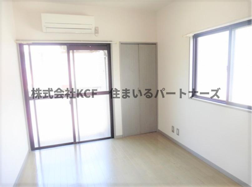 居室・リビング　個人の部屋や寝室として使える洋室です