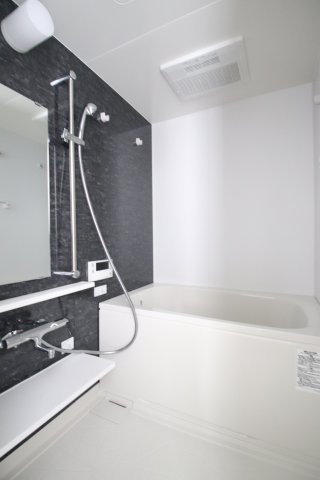 バス・シャワールーム　同シリーズ別物件の写真です