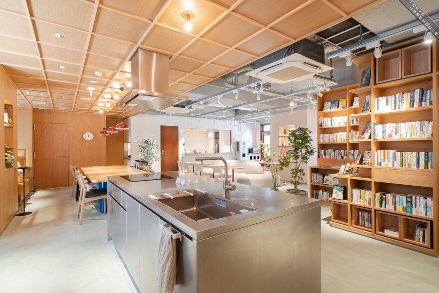 キッチン　エントランス