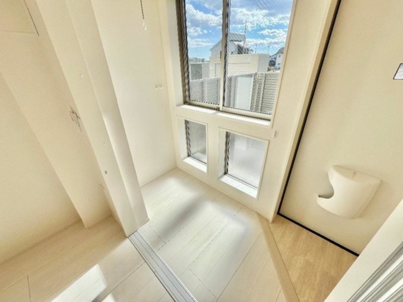 バルコニー　図面と現状に相違がある場合には現状を優先