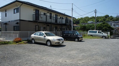 駐車場　敷地内駐車場有～別契約月額１１，０００円・要空確認！