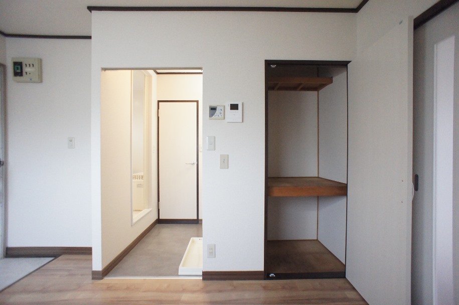 郵便局　横浜桂郵便局（郵便局）まで407m