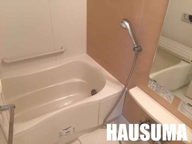バス・シャワールーム　浴室※色相違可能性あり。