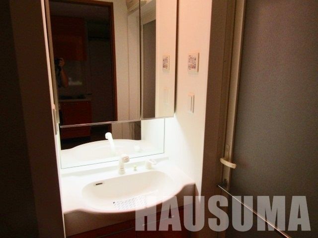 洗面設備　洗面台※色相違可能性あり。