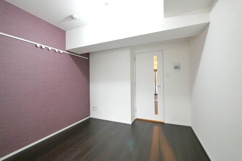 居室・リビング　☆明るい洋室☆