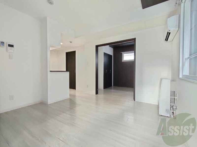 居室・リビング　広くてキレイなお部屋が広がっていて、充実した生活が送れそう。