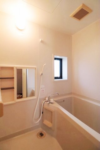 バス・シャワールーム　お風呂です