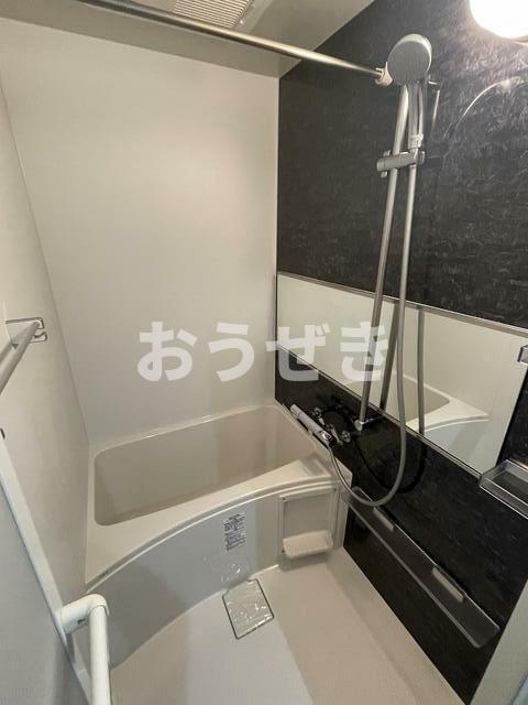 バス・シャワールーム　?