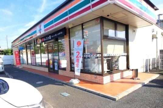 コンビニ　セブンイレブン宇都宮砥上南店（コンビニ）まで807m