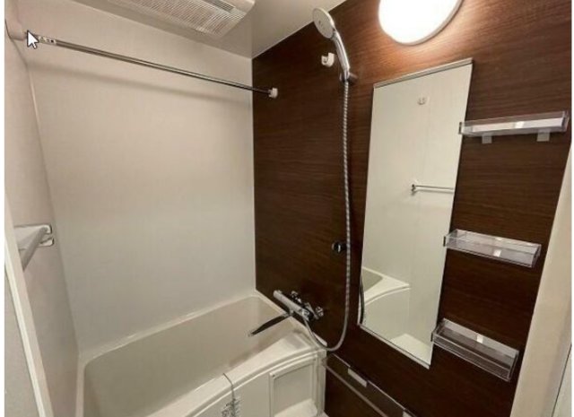 バス・シャワールーム　風呂