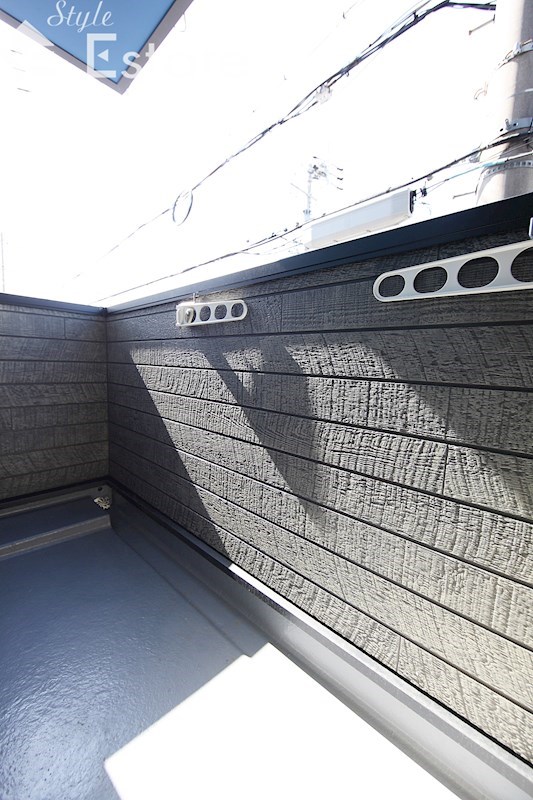 バルコニー　同仕様写真　写真はイメージです