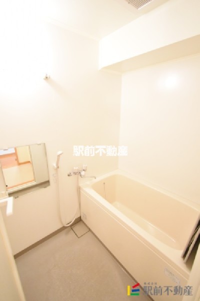 バス・シャワールーム　ゆっくり浸かれる浴槽♪