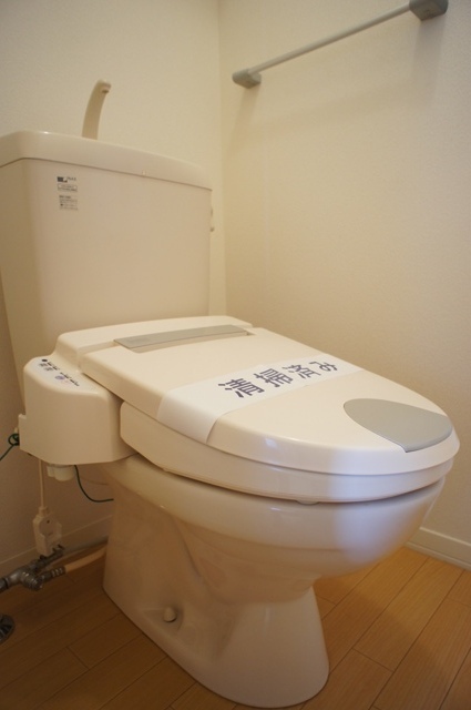 トイレ　図面と現状に相違がある場合には現状を優先